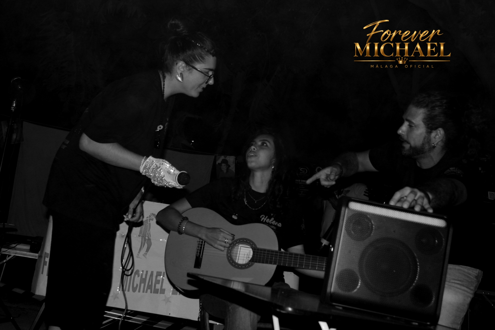 Musica en directo con guitarra en Neverland Party