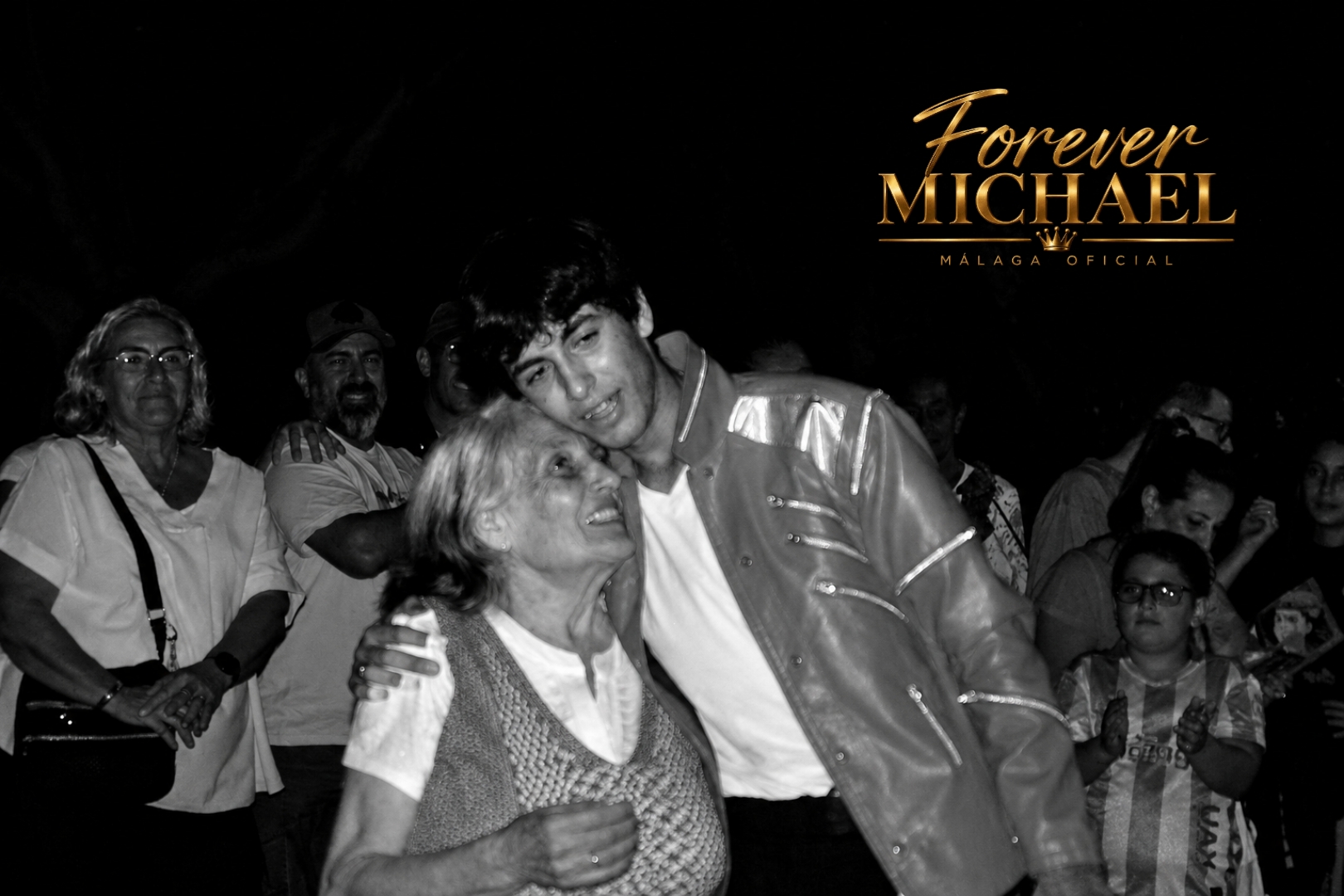 Momento especial entre el artista y una fan